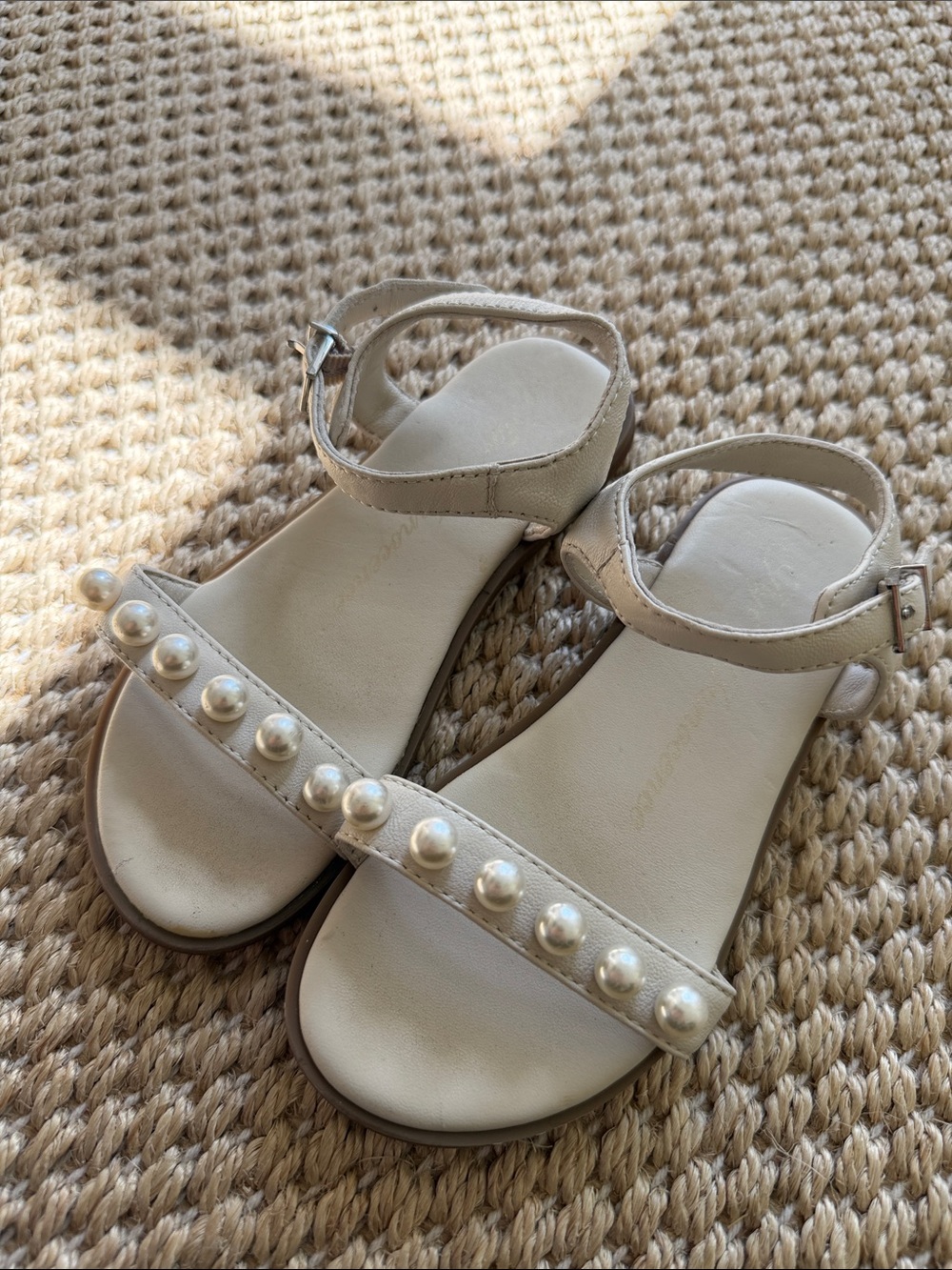 Age of Innocence Sandals Fleur White Pearl Sandals size 27